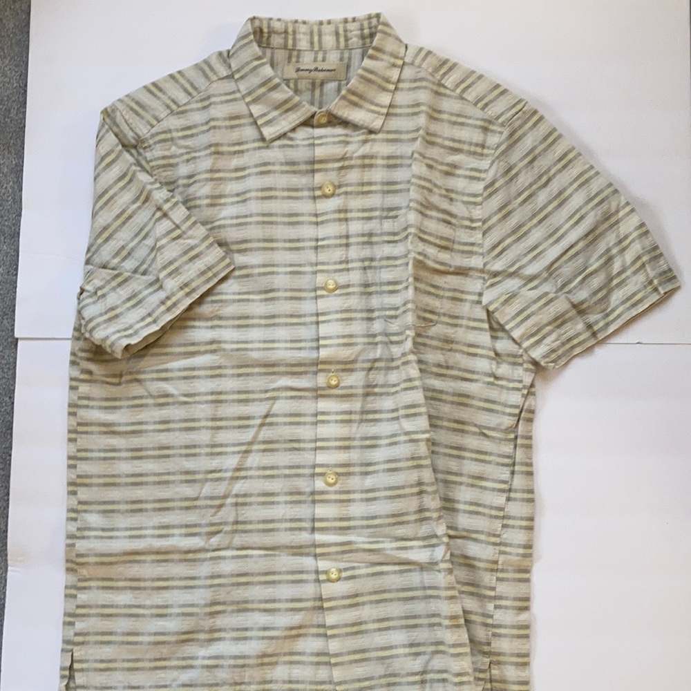 Tommy Bahama Button Down short sleeve stripe shirt 55% Silk 45% Cotton Sz L